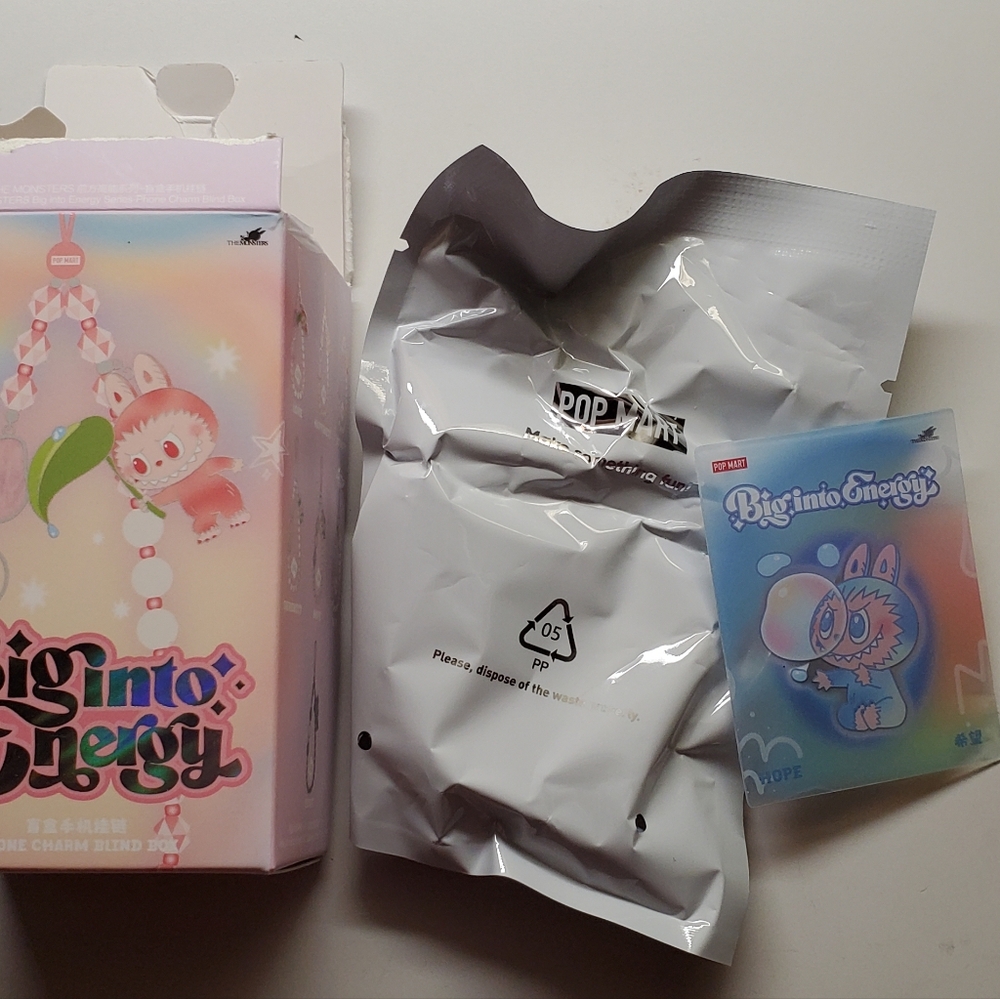 THE MONSTERS Big into Energy Series-Phone Charm Blind Box Hope Labubu